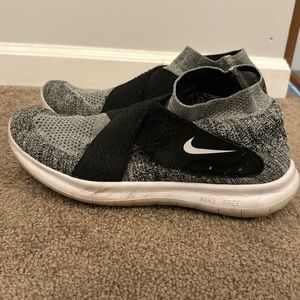 Nike free run motion flyknit mens size 11 grey